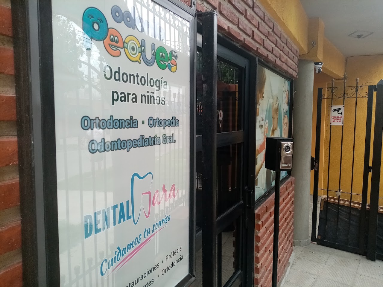 Fachada de Dental Jara en Temperley